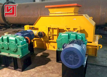 Yellow / Gray Double Toothed Roll Crusher Used For Mining Or Chemical Industry